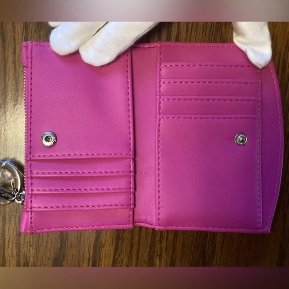 Steve Madden Card Wallet in Hyper Pink, NWT - Picture 4 of 4